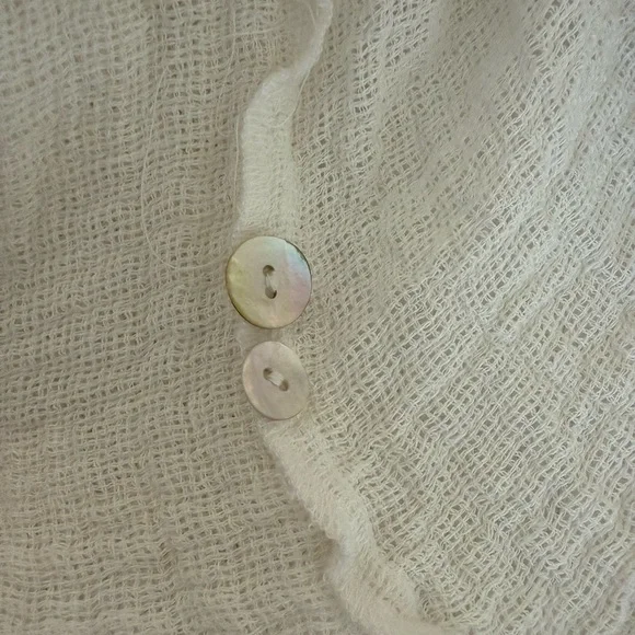 Marilu White Linen Button Up Sheer Blouse With Blue Accents - Picture 9 of 9